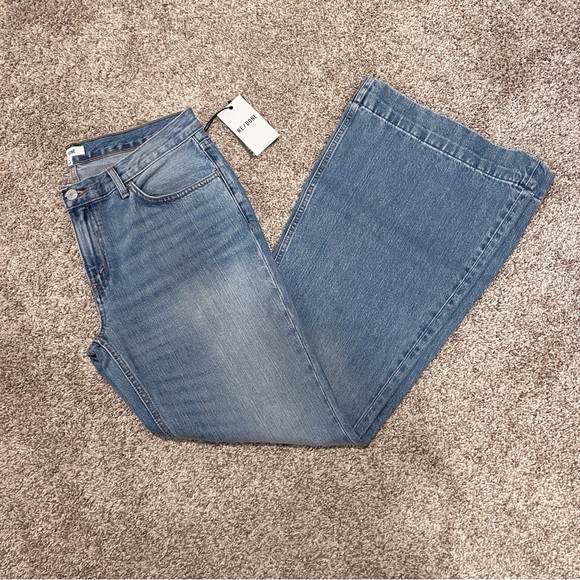 NWT Re/Done Lake Blue Low Rise Bell Bottom Jeans Size 30 - Picture 2 of 7
